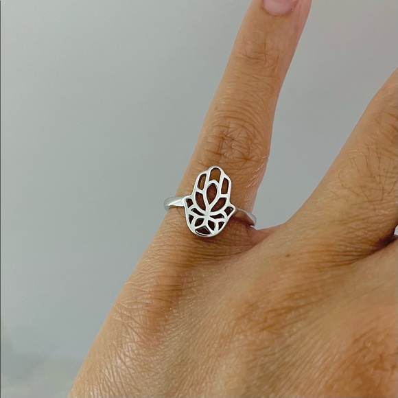Sterling silver hamsa hand with lotus flower ring, hamsa hand ring, lotus ring - Picture 7 of 10